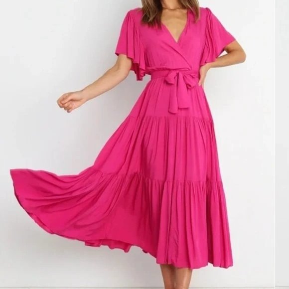 Petal +Pup Dresses & Skirts - Petal + Pup Barker Midi Tiered Ruffle Dress Pink Size Medium